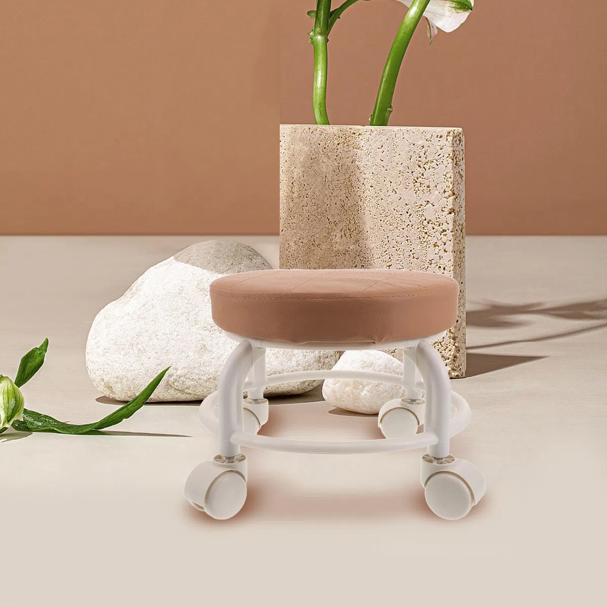 Gatuida Tabouret Roulant à roulettes Pivotantes Marron en PU Résistant pour Pédicure et Salon, Siège Rond Moderne avec Construction Robuste, pour Maison et Bureau