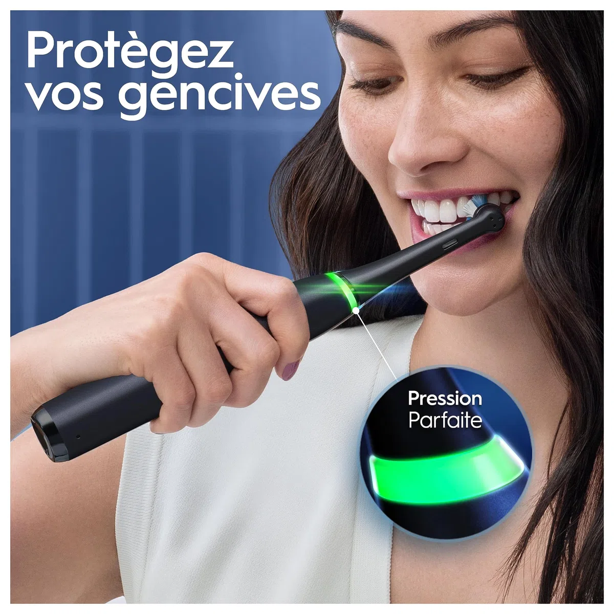 Oral-B iO 8 Brosse À Dents Électrique Noire, Un Capteur De Pression Pour Protéger Les Gencives Sensibles, Des Accessoires, 2 Brossettes De Rechange, 1 Chargeur, 1 Étui De Voyage, Emballage En Carton