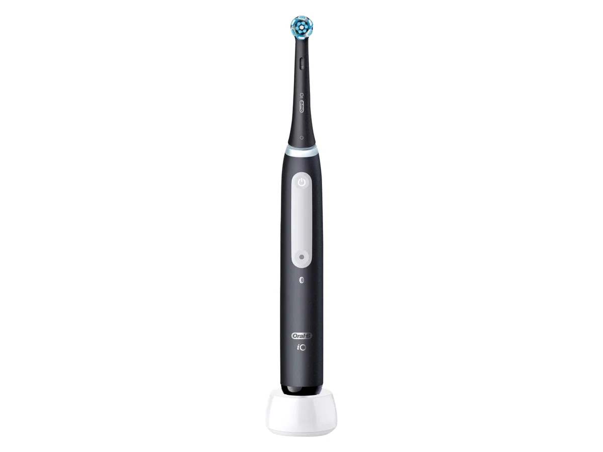 Oral-B IO Series 4 Noir Mat + Etui