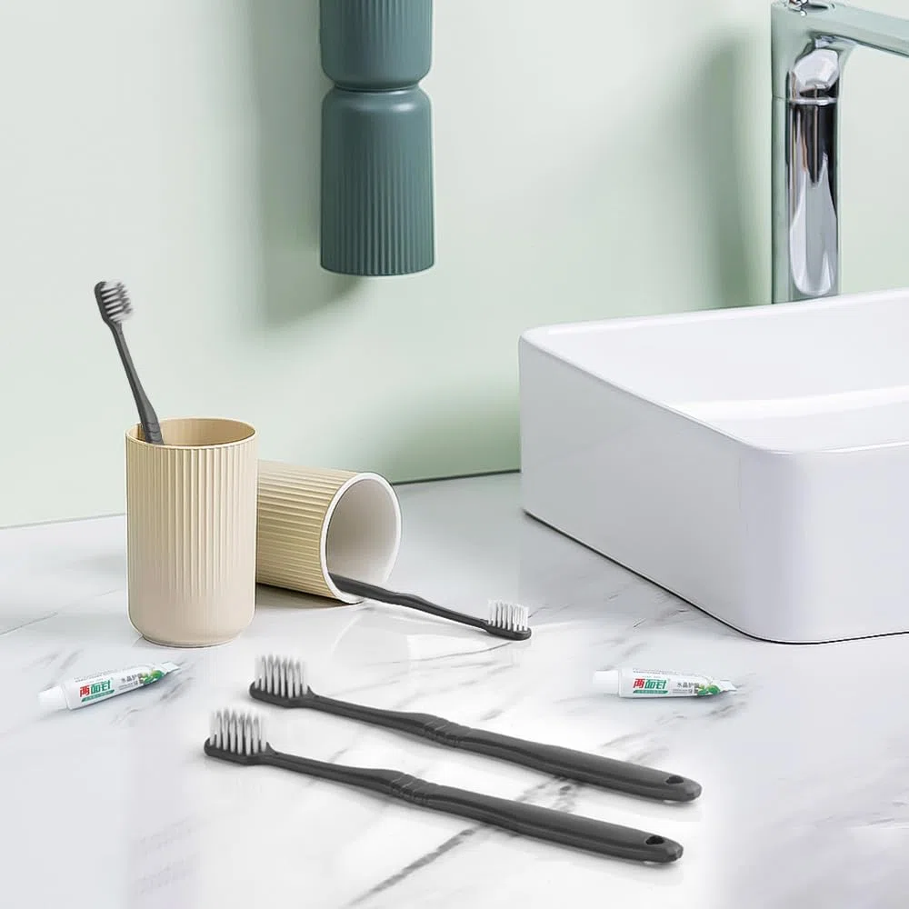 Brosse à Dents de Voyage, 40 Set, Brosses à Dents Jetable avec Dentifrice, Brosse à Dents Jetables, Toothbrushes pour L'hôtel, Le Camping, Les Voyages, Emballés Individuellement