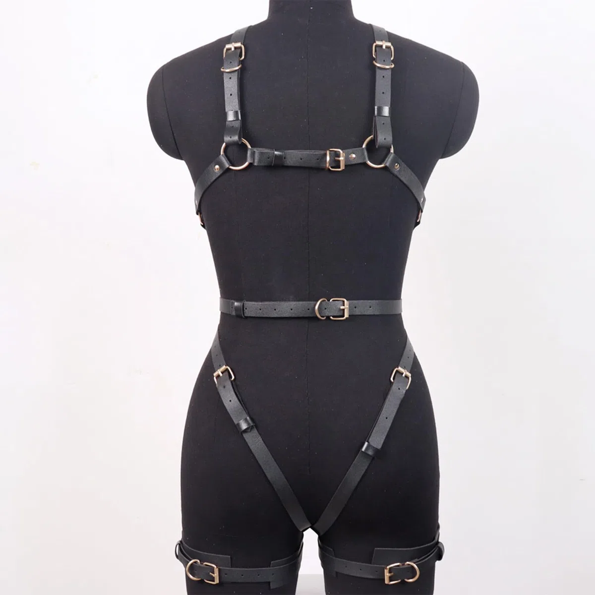 BDSMYOU Harnais Femme Cuir Lingerie Sangle Body avec Menottes,Fétiche Lingerie Ensemble de Fesseln,Vêtements Gothiques (Noir)