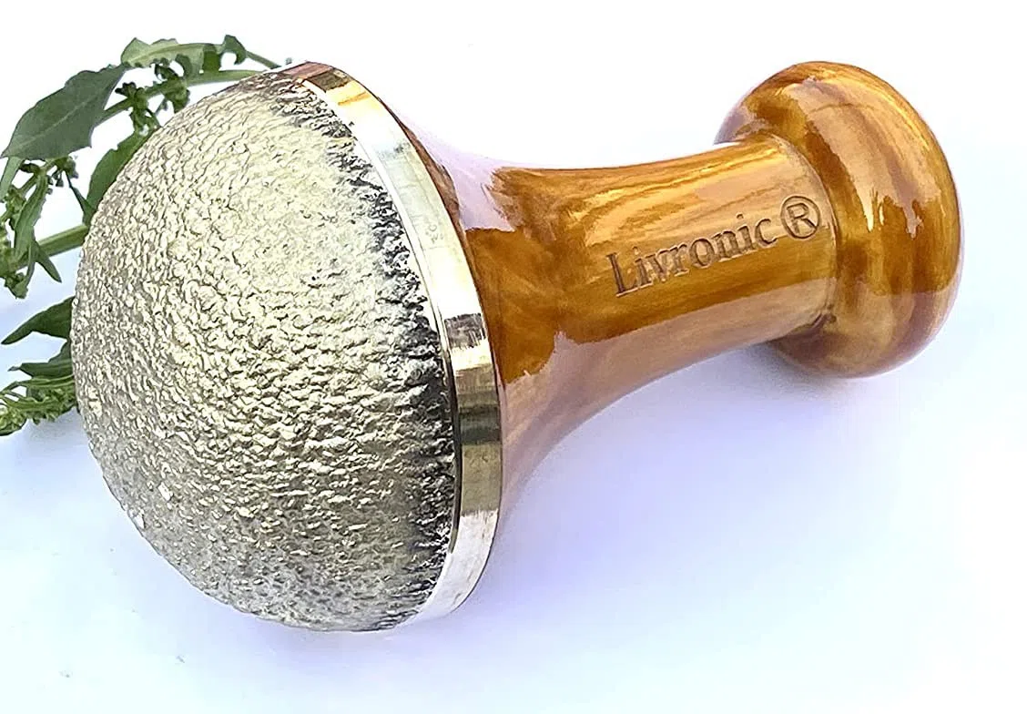 Livronic Natural Bronze Kansa Vatki with Wooden Handle - Ayurvedic Detox Foot Massage - Relaxation and Deep Cleansing - Ancient Ayurvedic Kansa Vatki Natural Foot Massage