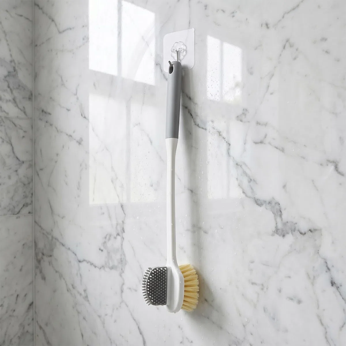 Brosse de Douche Long, Manche Brosse Dos pour Seniors Brosse Pied Douche Nettoyeur Orteils Soin des Pieds Brosse 2 en 1 Double Face Silicone et Poils Doux Ergonomique Antidérapante