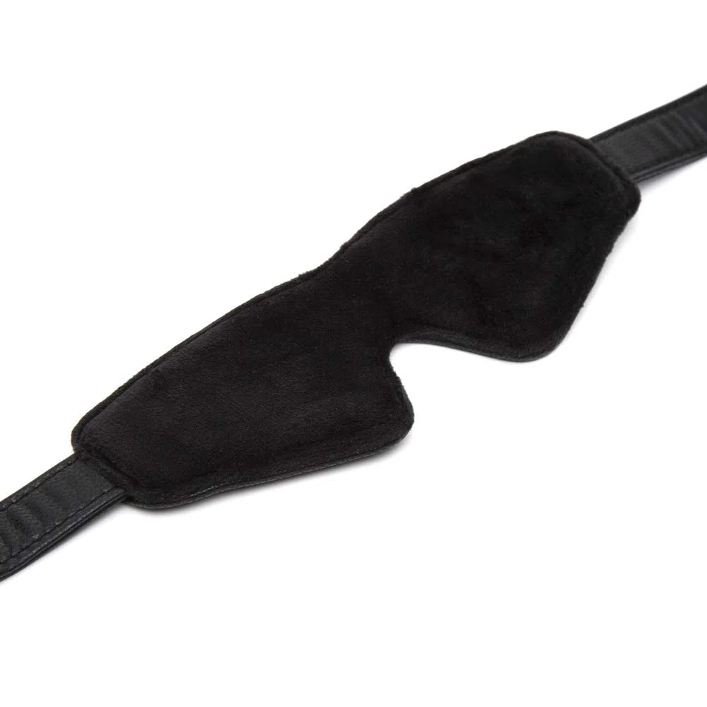 Fifty Shades of Grey Fifty Shades of Grey Bound to You Bandeau Noir avec Boucle Or Antique - Accessoire de bondage en faux cuir végétal - 65 cm