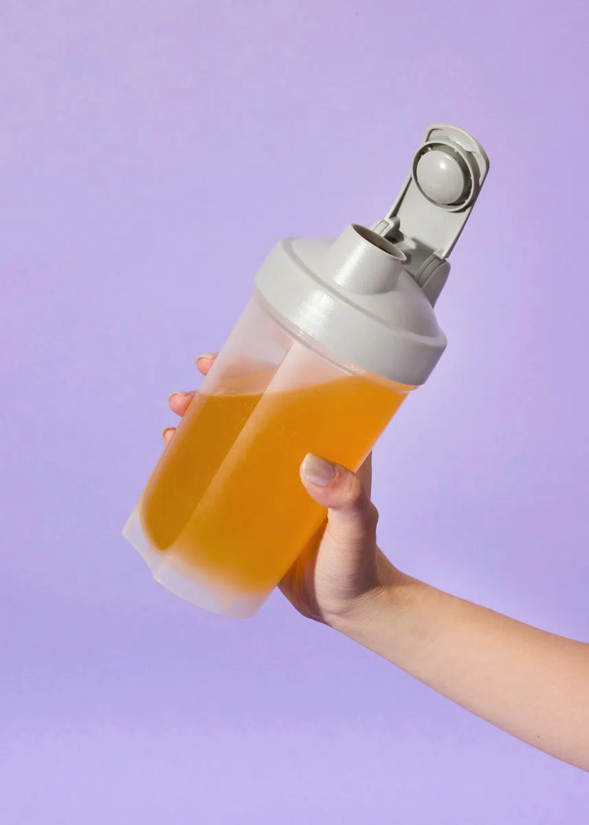KoRo - Clear protein vegan à la mangue 300 g - Source de protéines vegan - Contient des BCAA - Sans sucres ajoutés : Sucré au sucralose*