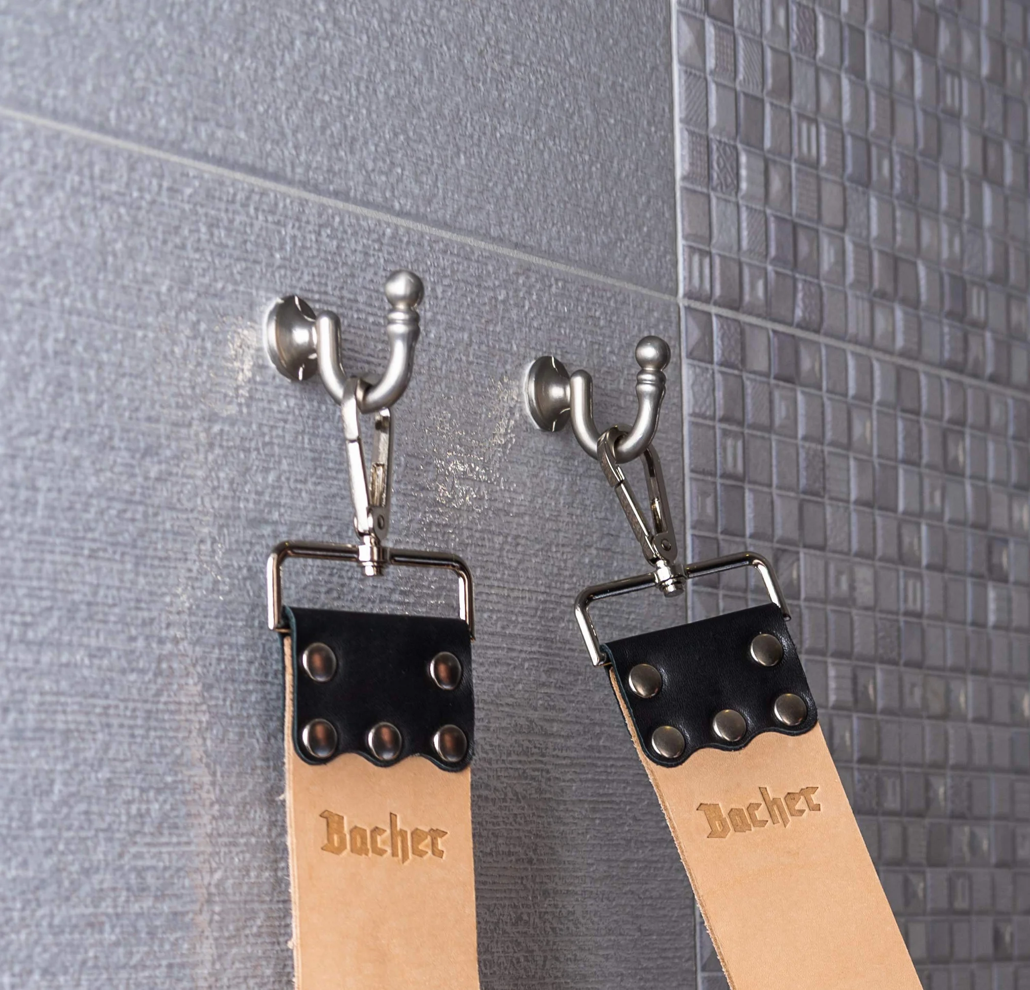 Bacher Strop en Cuir pour Rasoir kit avec composés (Regular: 56.5x5 cm)