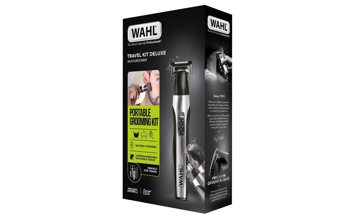D�couvrez le kit de voyage WAHL TRAVEL KIT DELUXE, votre compagnon essentiel pour rester impeccable en d�placement. Ce kit complet comprend une tondeuse de pr�cision avec quatre hauteurs de coupe pour