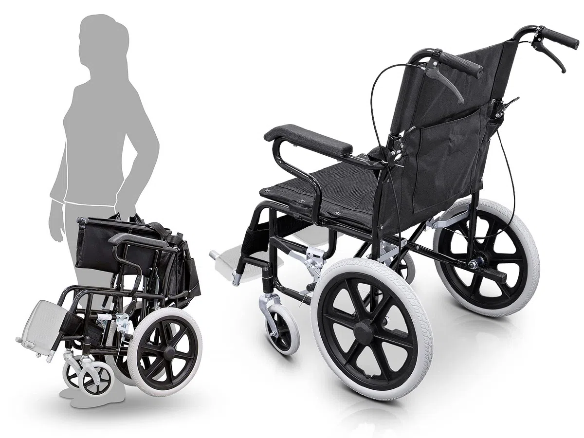 QUIRUMED Fauteuil roulant pliable pour le transfert, Repose-pieds rabattables, Ceinture de sécurité, Freins sur les poignées, Jusqu'à 120 kg