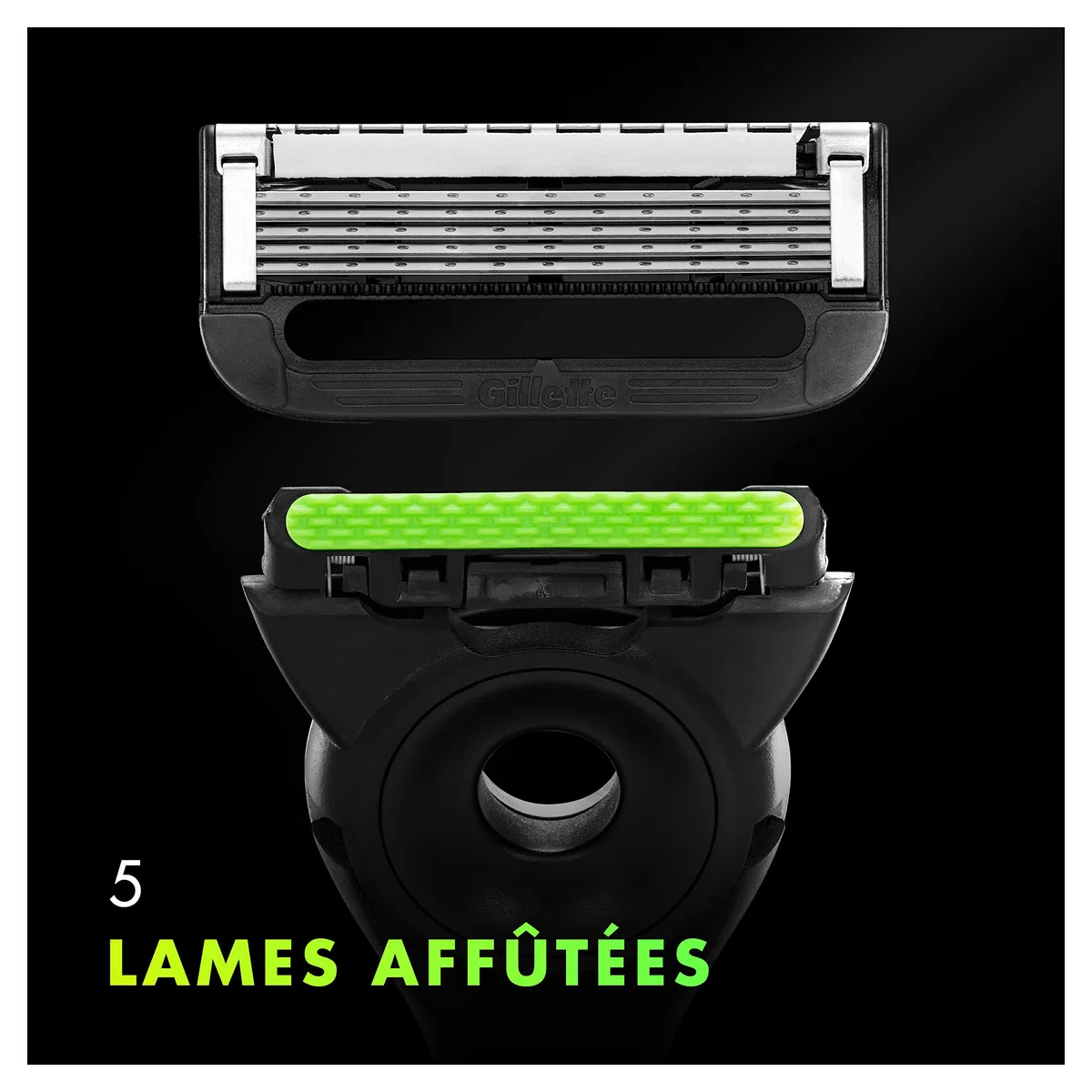 GilletteLabs Avec Barre Exfoliante, Rasoir Pour Homme De Gillette, 1 Manche, - 2 Recharges De Lames, Trousse De Voyage Pour Ranger Vos Produits + Support, Idée Coffret Cadeau Homme