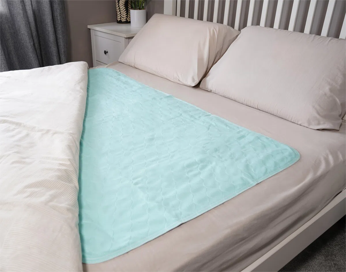 AIDAPT Lot de 2 protège-Matelas lavables pour Incontinence, Disponibles en 85 x 90 cm, pour lit Simple