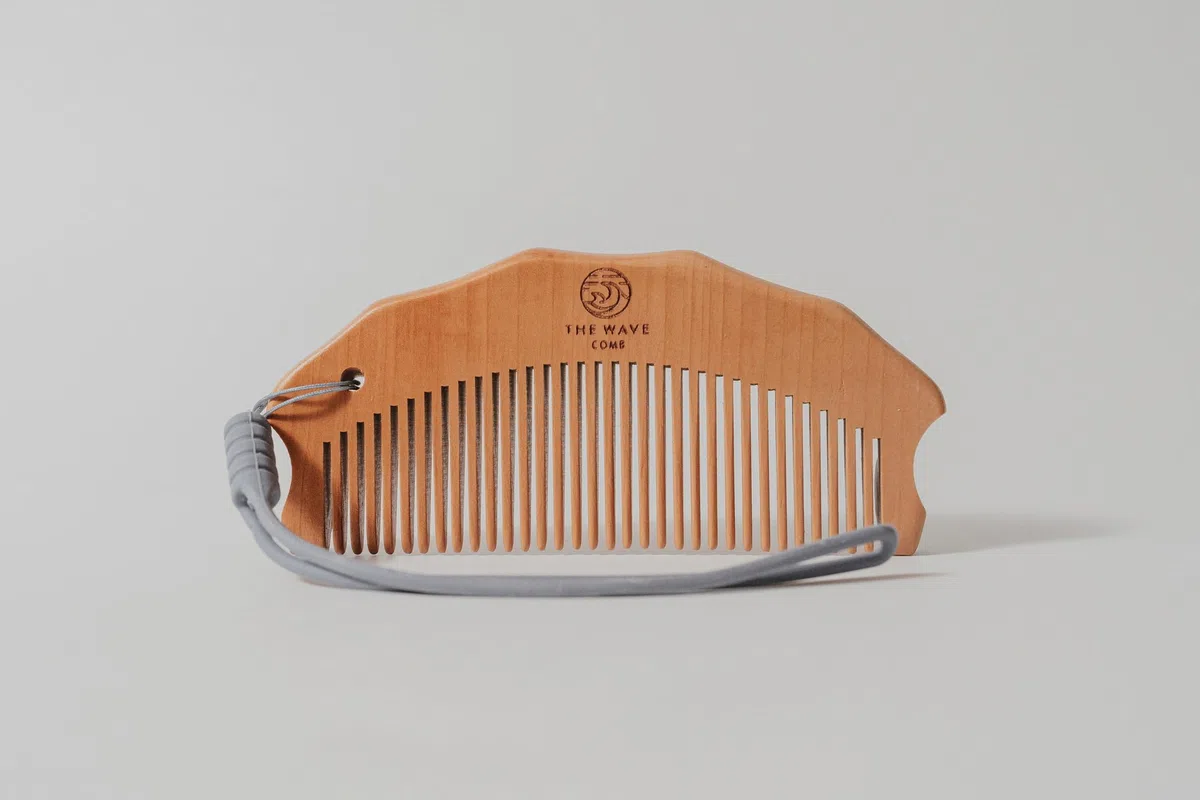The Wave Comb Peigne d'acupression pour la gestion de la douleur et de l'anxiété