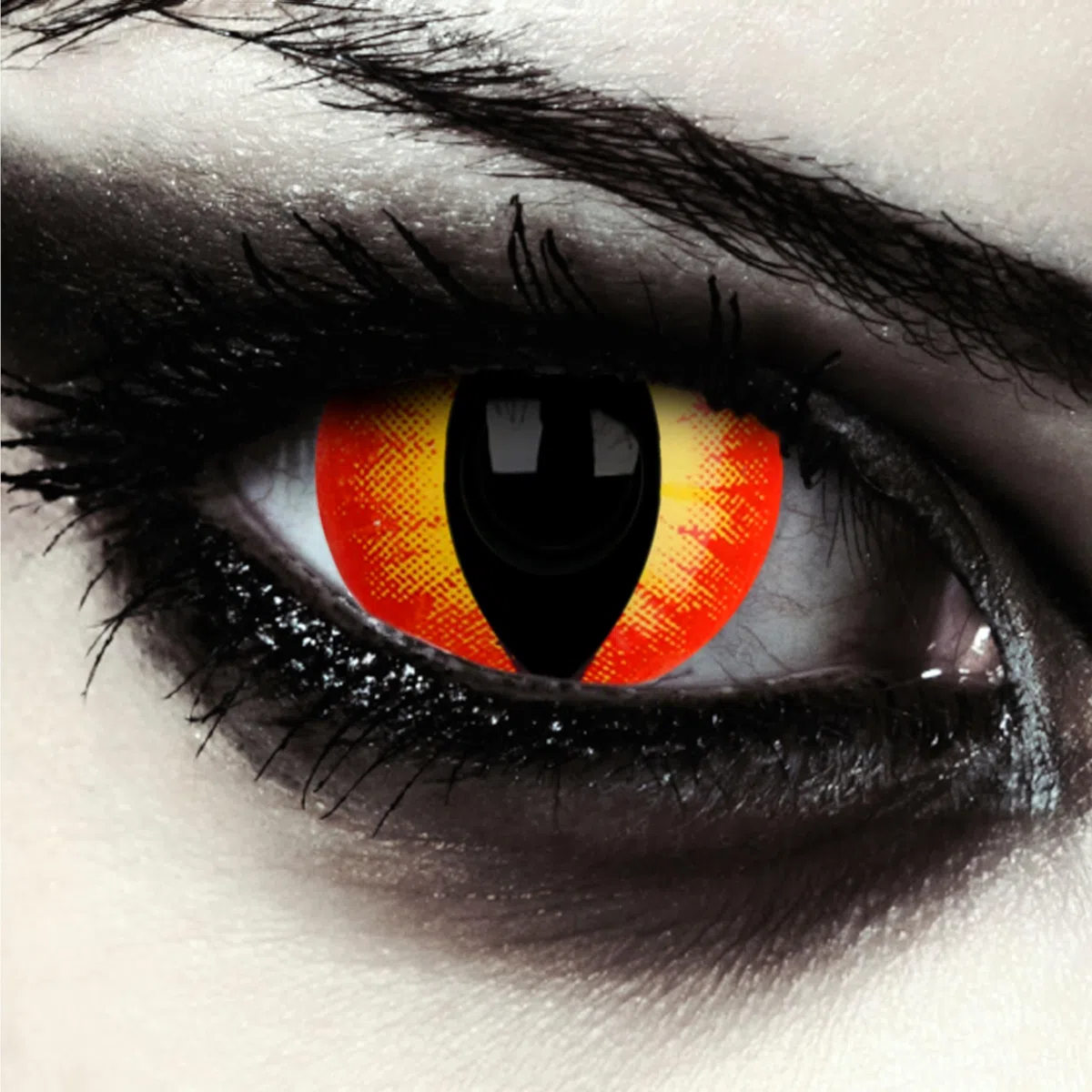 lentilles de contact couleur rouge oeil de chat sans correction, effet grands yeux, diamètre 17mm, 1 paire(2 pcs) Halloween caranaval costume Witcher Cosplay + Récipient (Sauron's Eye)
