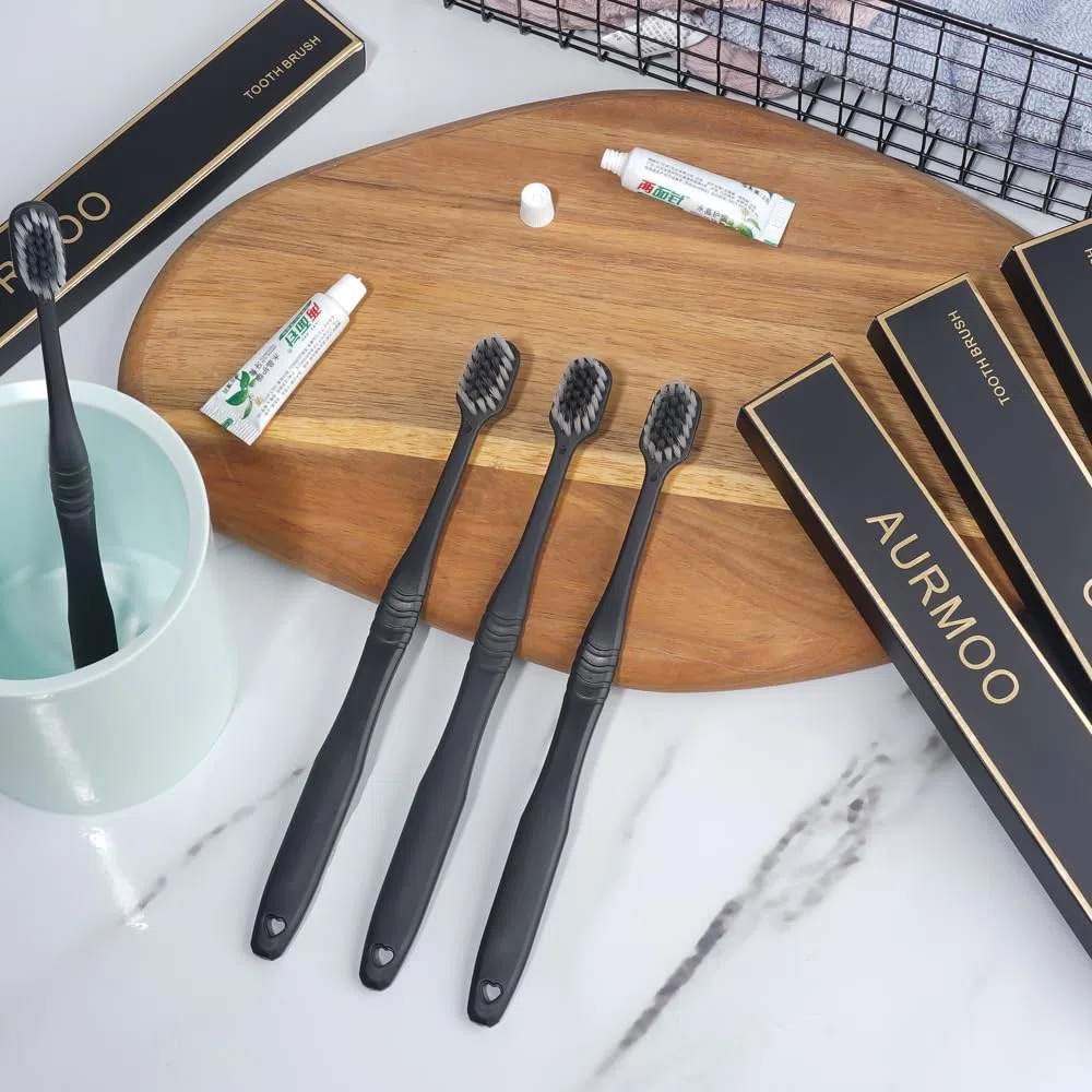 Brosse à Dents de Voyage, 40 Set, Brosses à Dents Jetable avec Dentifrice, Brosse à Dents Jetables, Toothbrushes pour L'hôtel, Le Camping, Les Voyages, Emballés Individuellement