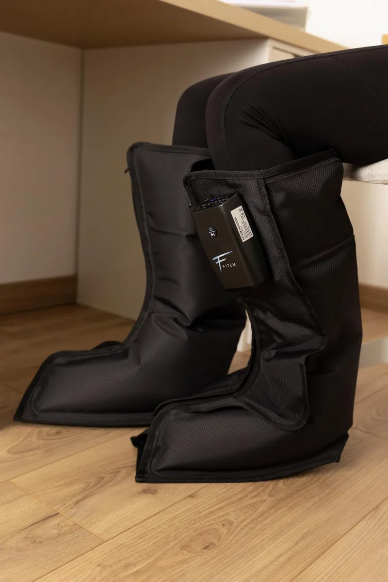 FITEM STEP – Masseur Mollets et Pieds Sans Fil – Pressothérapie 3 Chambres – Soulagement Jambes Lourdes – Drainage Lymphatique – Récupération Sportive – Réduction des Œdèmes