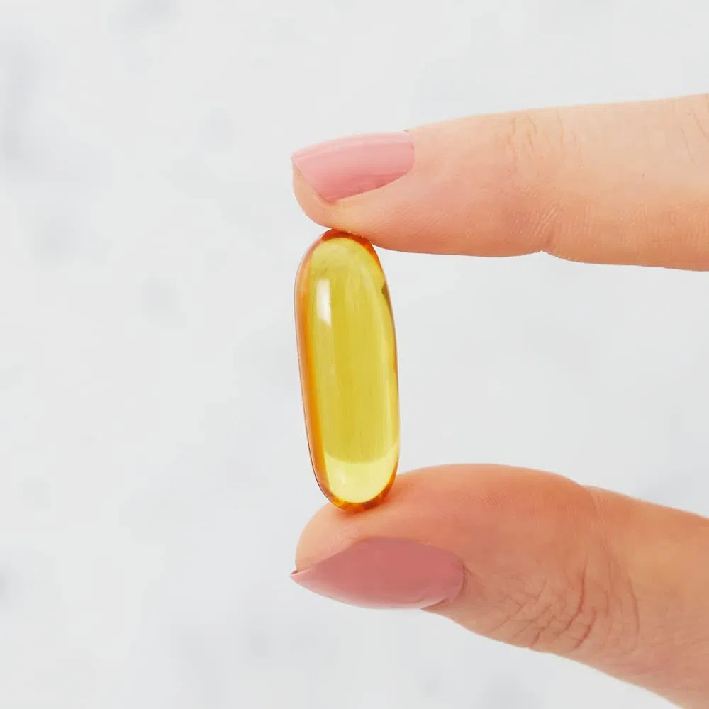 Solgar Omega 3 - Acide Gras Essentiel pour l'Organisme - Fonction Cardiaque Normale - Formule Concentrée - EPA et DHA - Hautement Assimilable - Complément Alimentaire - Flacon de 60 capsules