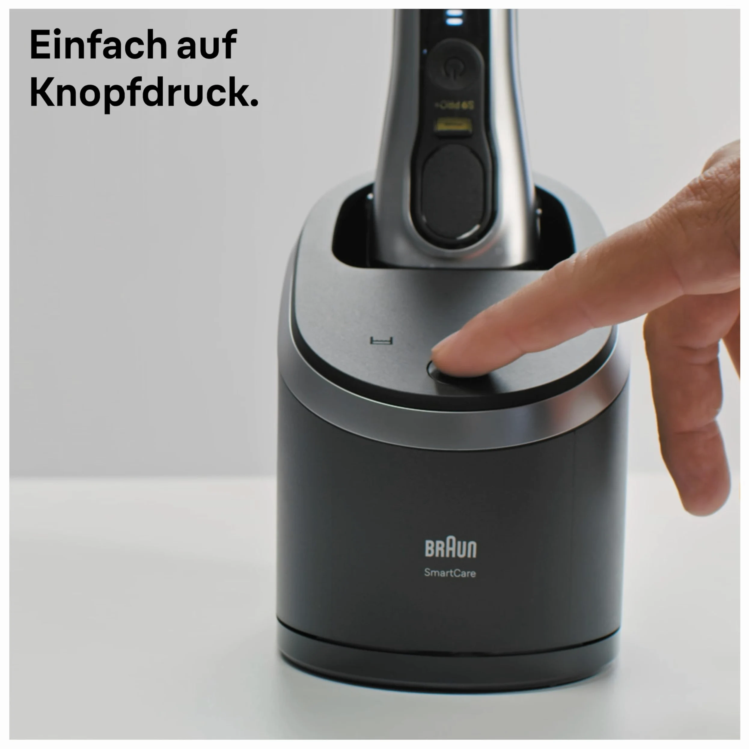 Braun ShaverCare Lot de 12 cartouches de nettoyage 3 en 1 pour station de nettoyage, nettoie le rasoir 10 fois mieux que l'eau, cartouche d'origine, nettoyage hygiénique, élimine les poils et les