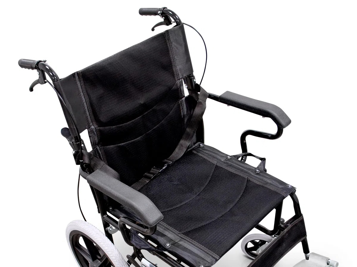 QUIRUMED Fauteuil roulant pliable pour le transfert, Repose-pieds rabattables, Ceinture de sécurité, Freins sur les poignées, Jusqu'à 120 kg