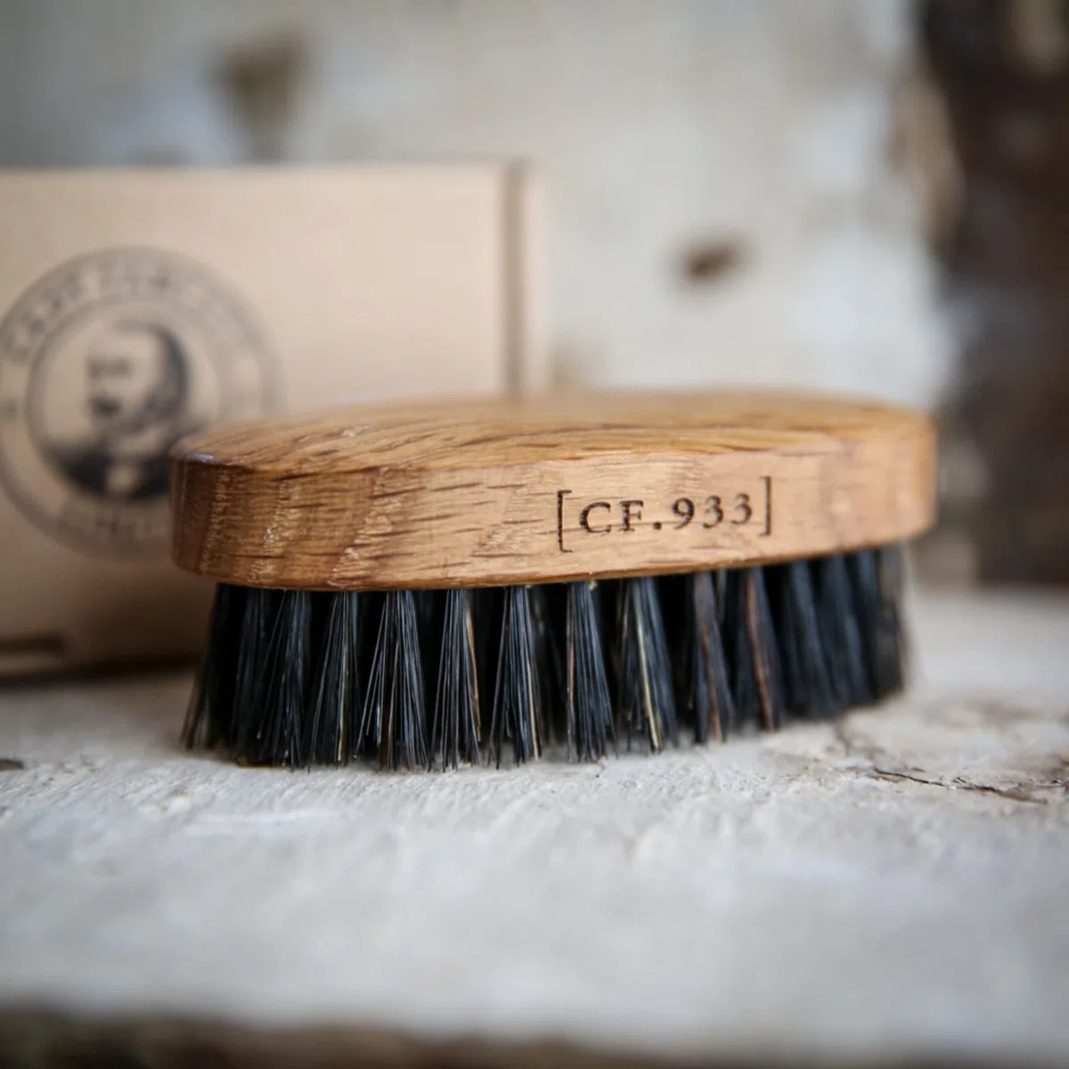 CAPTAIN FAWCETT Captain Fawcett 933 brosse en bois de hêtre 400g