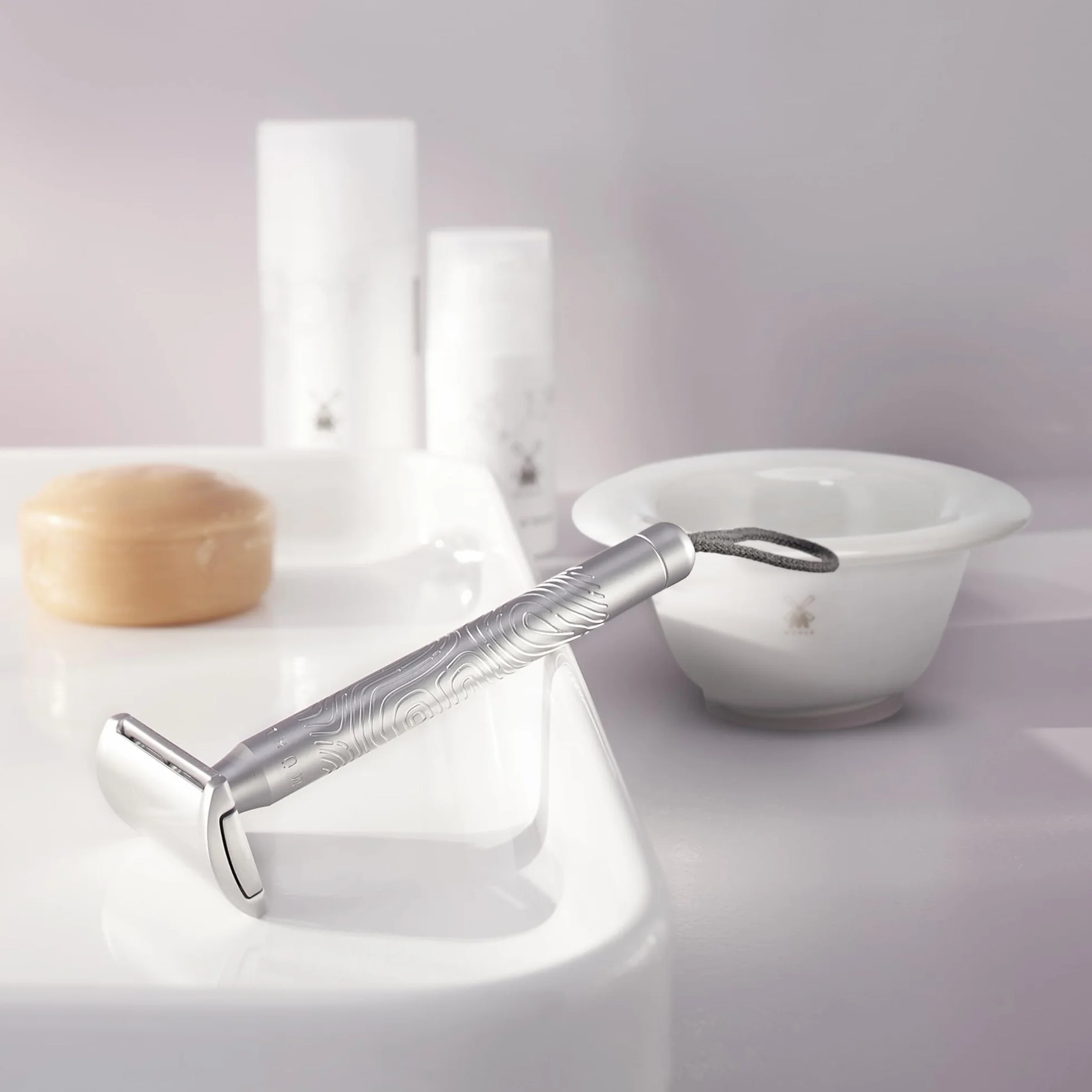 Bol de Afeitar de Porcelana Mühle Blanco & Cromo