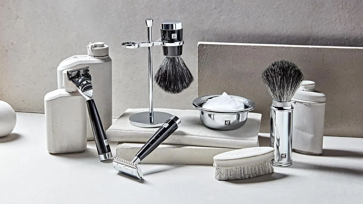 ZWILLING Bol à raser (rasage humide, rangement du savon à barbe, bol pour faire mousser, chromé), argent