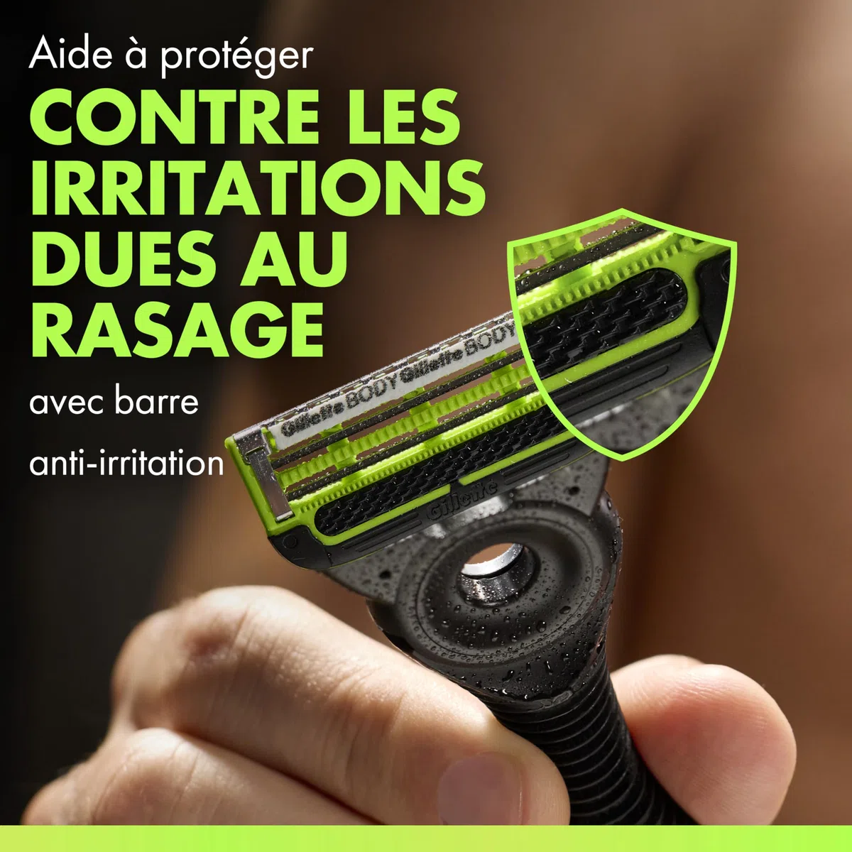 Gillette Labs Body + Intimate Rasoir Intime Homme, 5 Cartouches, Noir – Conçu pour le Rasage du Corps et du Pubis, Lames avec une Barre Anti-Poils Incarnés et Irritation, Manche Facile à Gripper