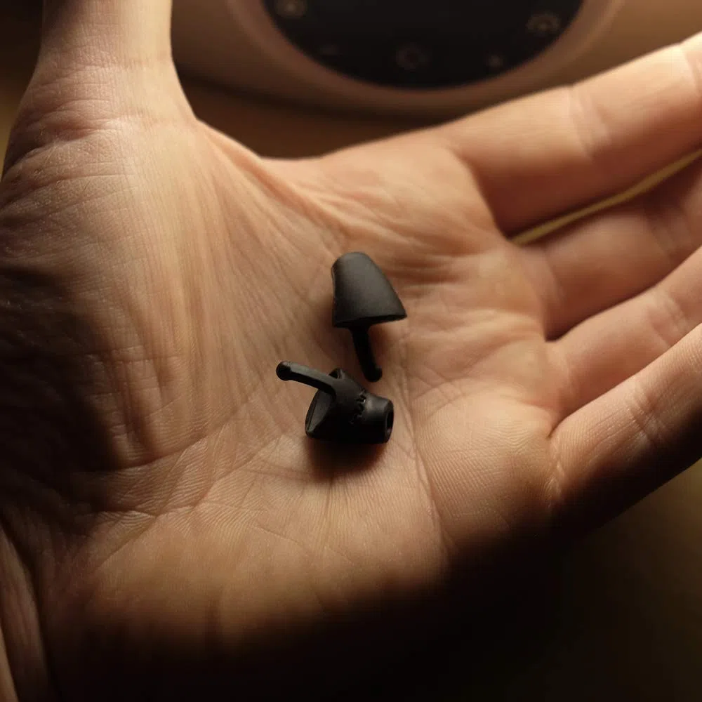 Flare Audio® Calmer® Night Black - Dispositif intra-auriculaire pour apaiser en douceur les sensibilités sonores - réduire le stress le soir et pendant le sommeil