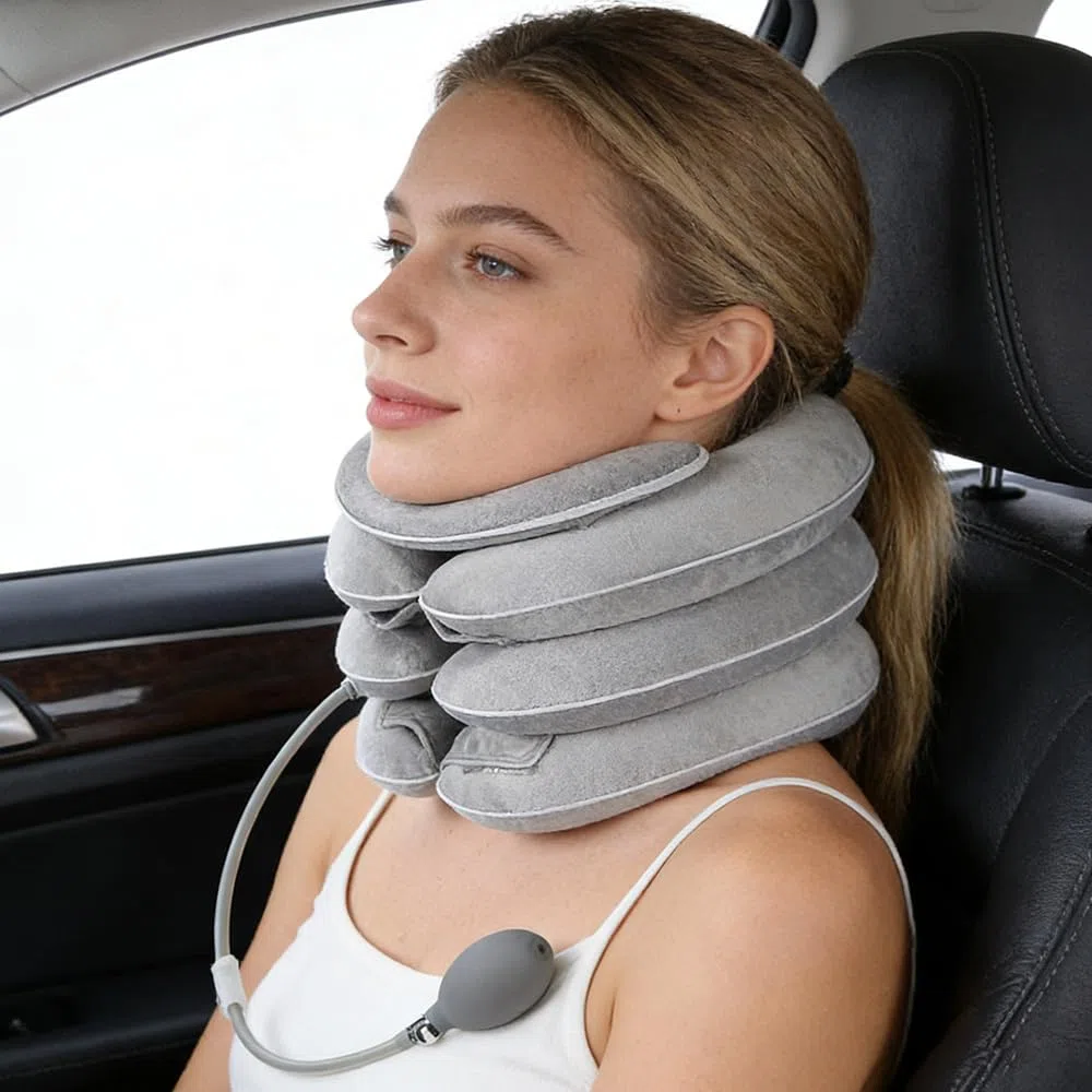 Étireur cervical gonflable, Soutien du cou avec conception d'étirement à 3 niveaux et support mentonnier, Oreiller cervical gonflable, Minerve pour le soulagement des douleurs chroniques (Gris clair)