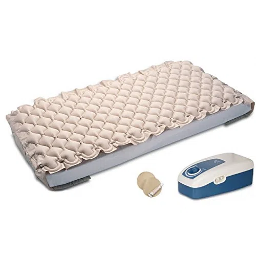 Cosmo médicale – Matelas de PVC anti-escarres